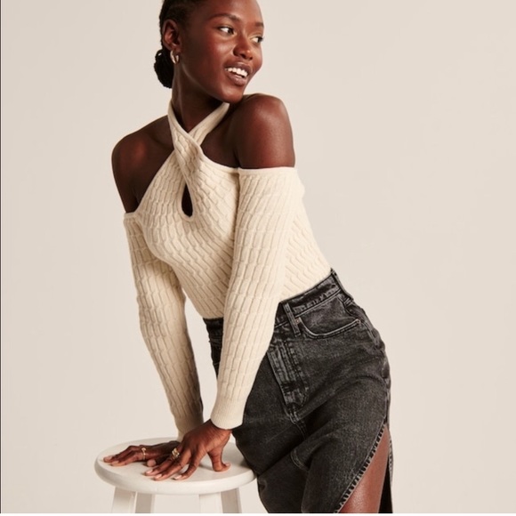 Abercrombie and fitch twist neck cream off the shoulder halter sweater size S - Picture 1 of 4